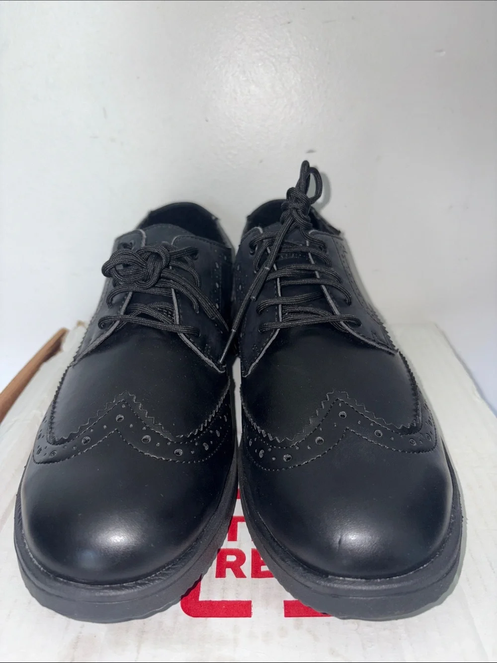 Black Men's Tredsafe shoes size 11